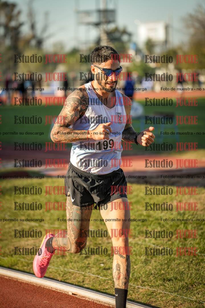 Fotos de los 3000 m llanos de varones