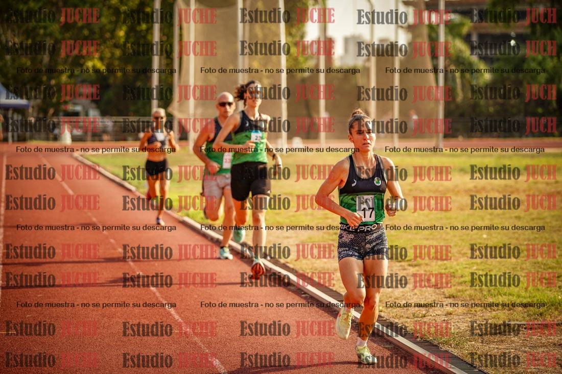 Fotos de los 5000 m llanos de mujeres y varones