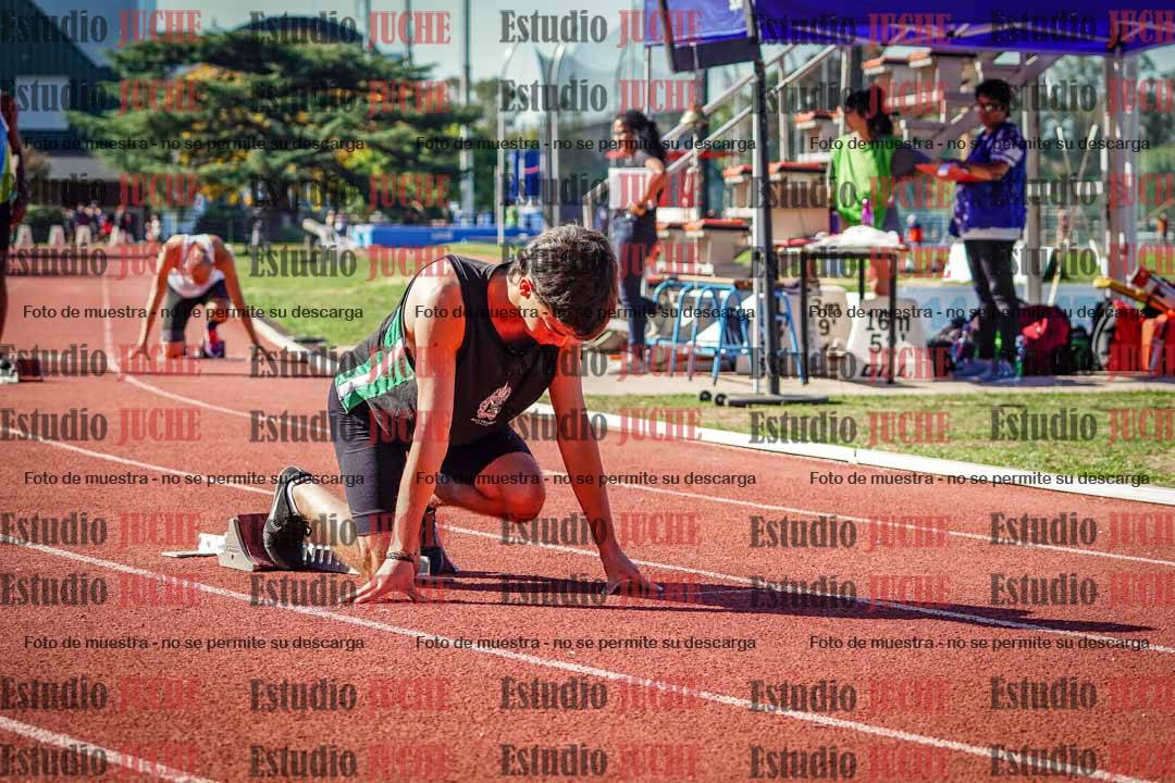 Fotos de los 400 m llanos de varones