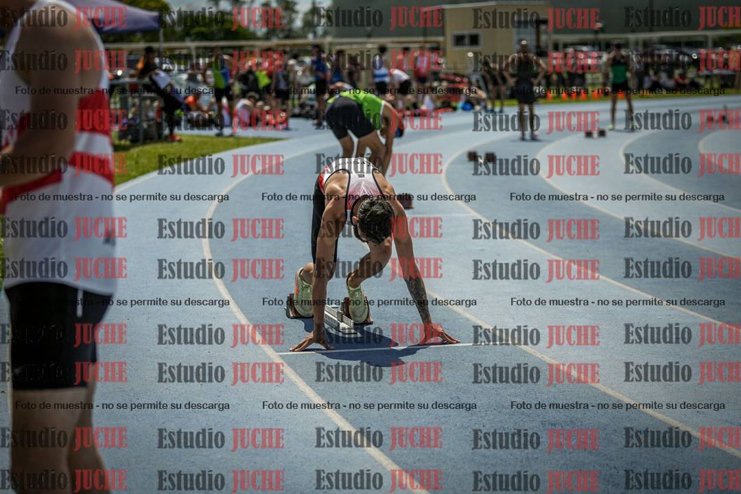 Fotos de los 400 m llanos de varones