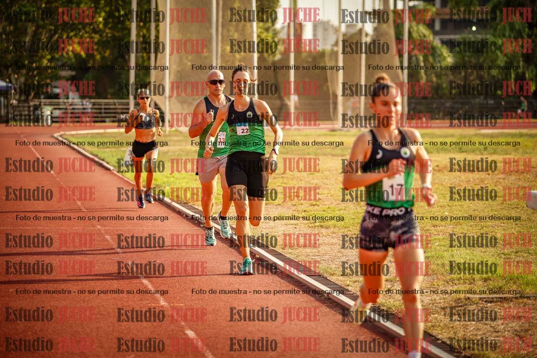 Fotos de los 5000 m llanos de mujeres y varones