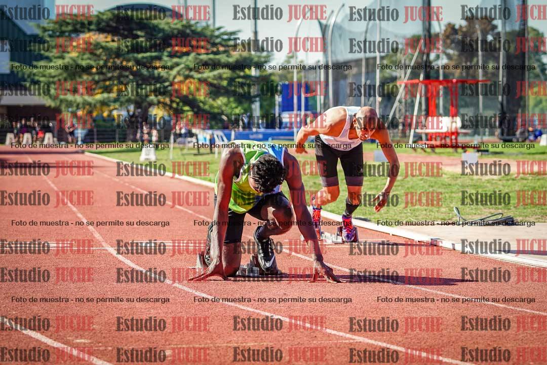 Fotos de los 400 m llanos de varones