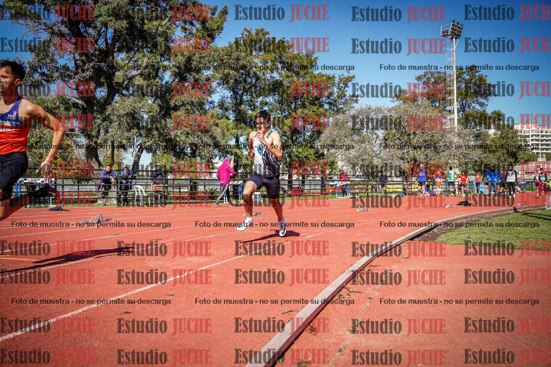 Fotos de los 200 m llanos de varones