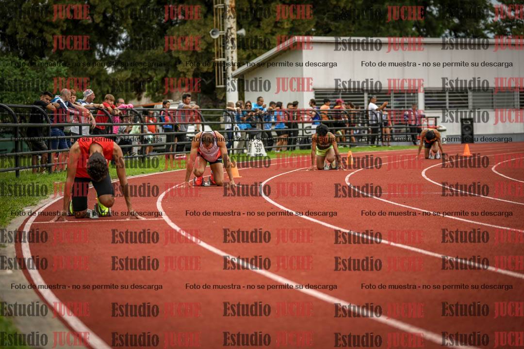 Fotos de los 400 m llanos de varones