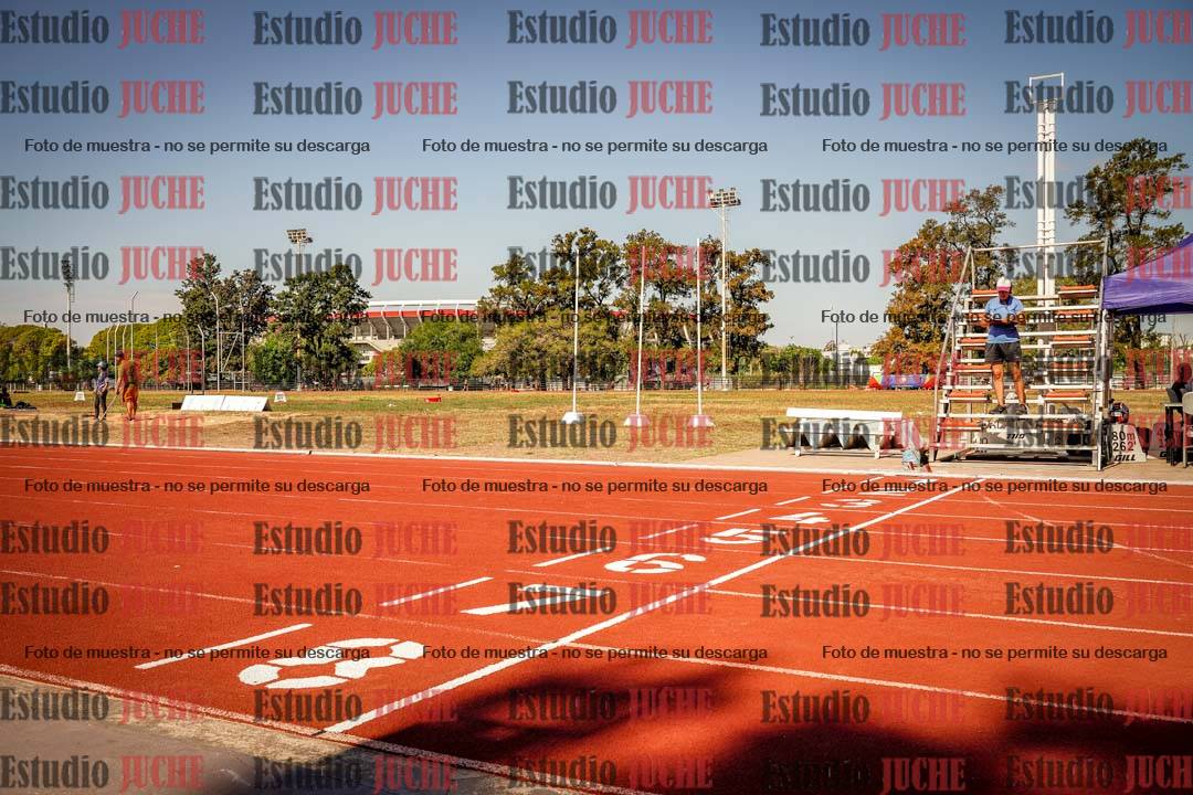Fotos de los 400 m llanos de varones