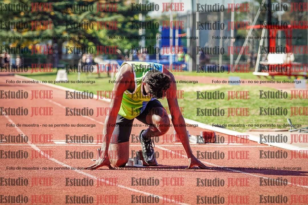 Fotos de los 400 m llanos de varones