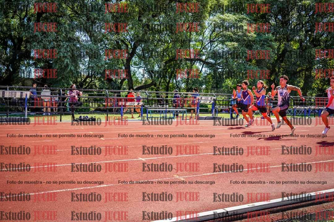 Fotos de los 100 m llanos de varones