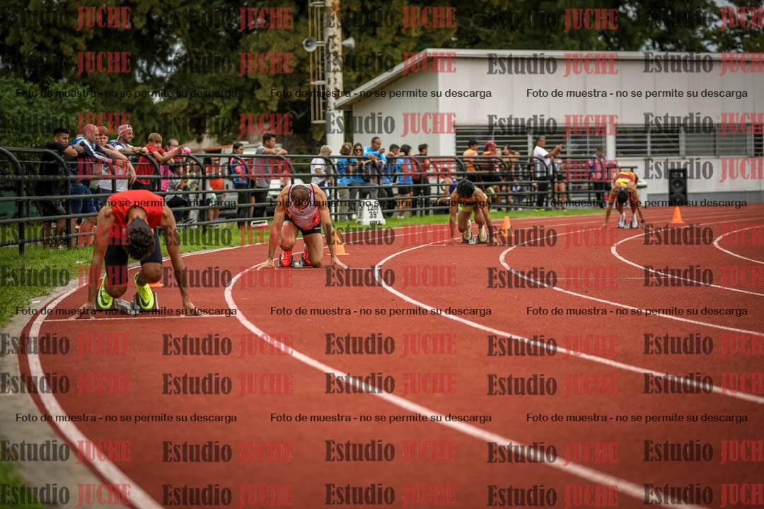 Fotos de los 400 m llanos de varones