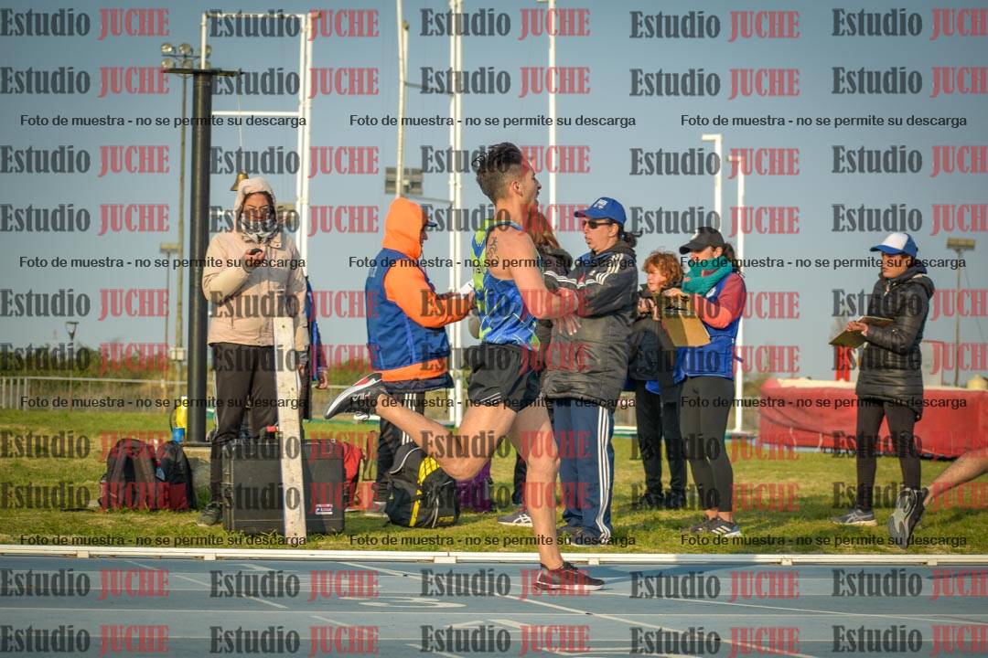 Fotos de los 3000 m llanos de varones