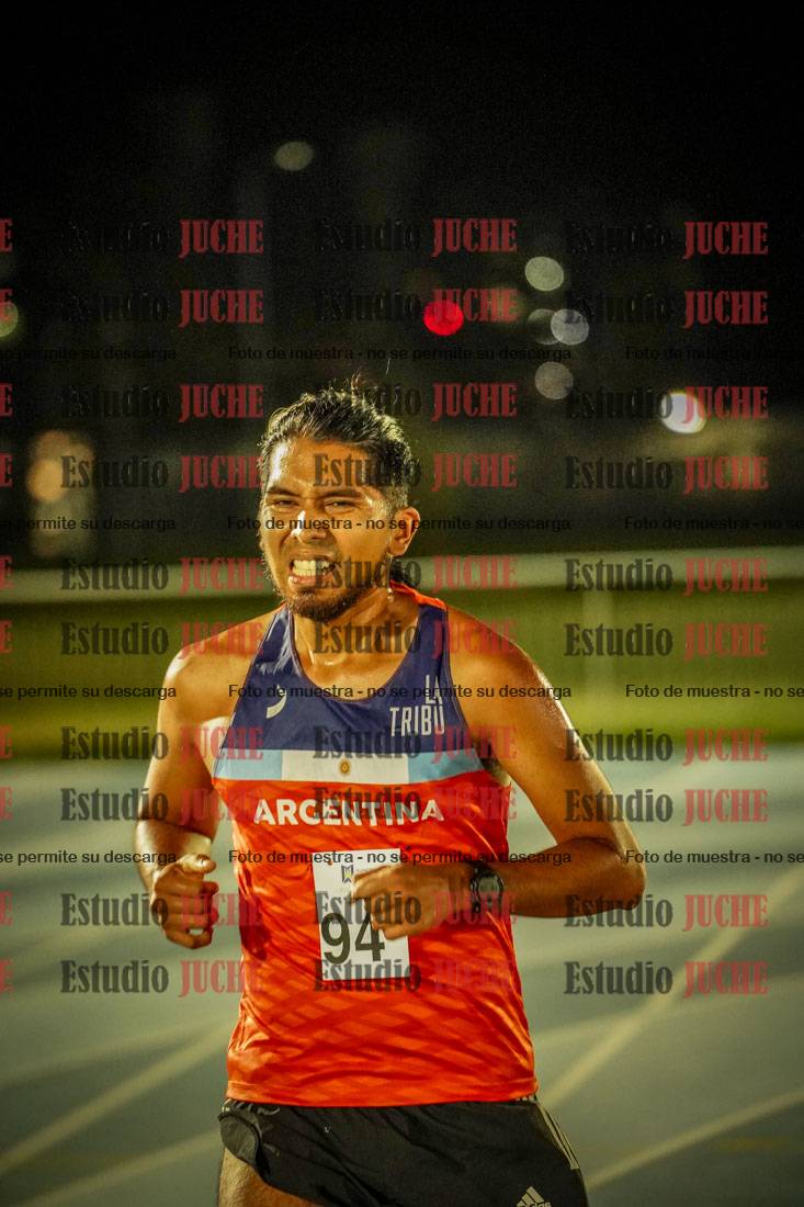Fotos de los 3000 m llanos de varones