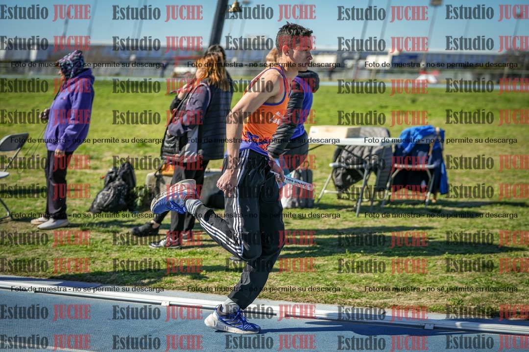 Fotos de las Postas 4x400 m de mujeres y varones
