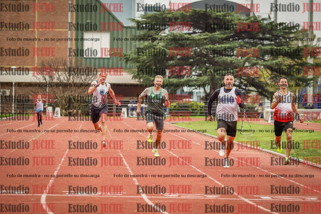Fotos de los 200 m llanos de varones