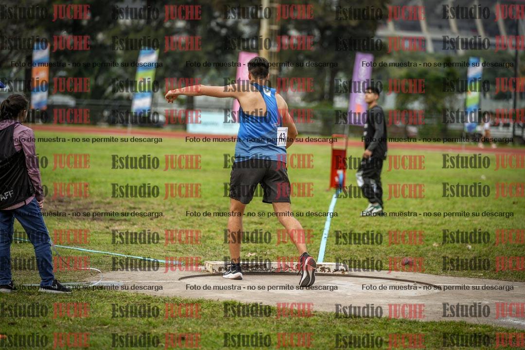 Fotos del lanzamiento de bala de varones - decatlón 3