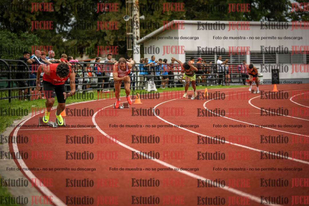 Fotos de los 400 m llanos de varones