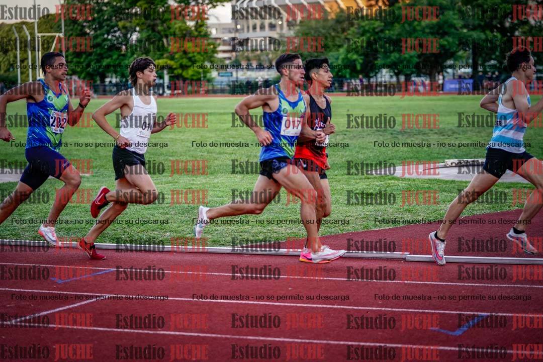 Fotos de los 1500 m llanos de varones
