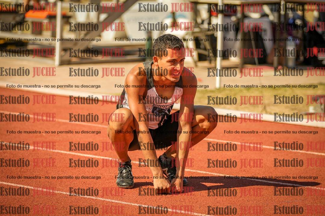 Fotos de los 400 m llanos de varones