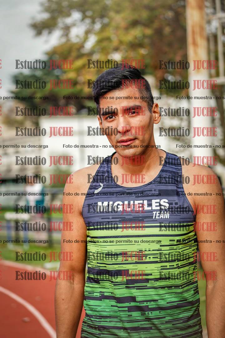 Fotos de algunos podios y extras del torneo