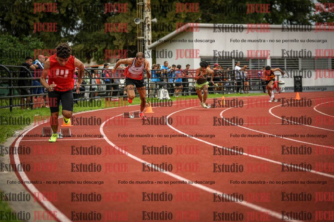 Fotos de los 400 m llanos de varones