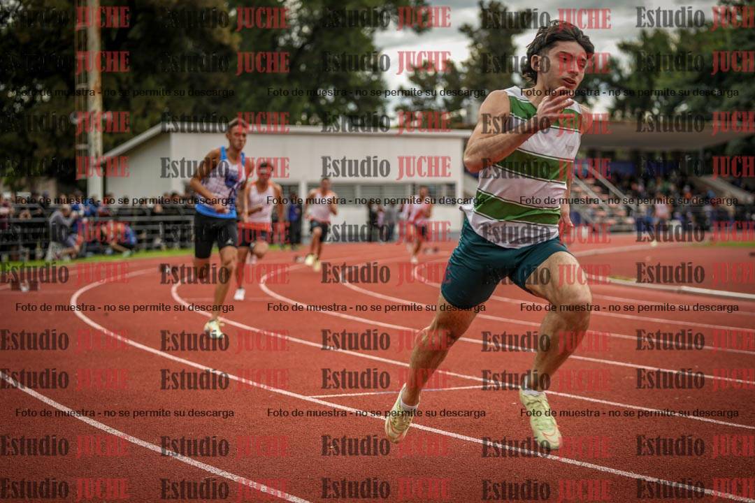 Fotos de los 400 m llanos de varones