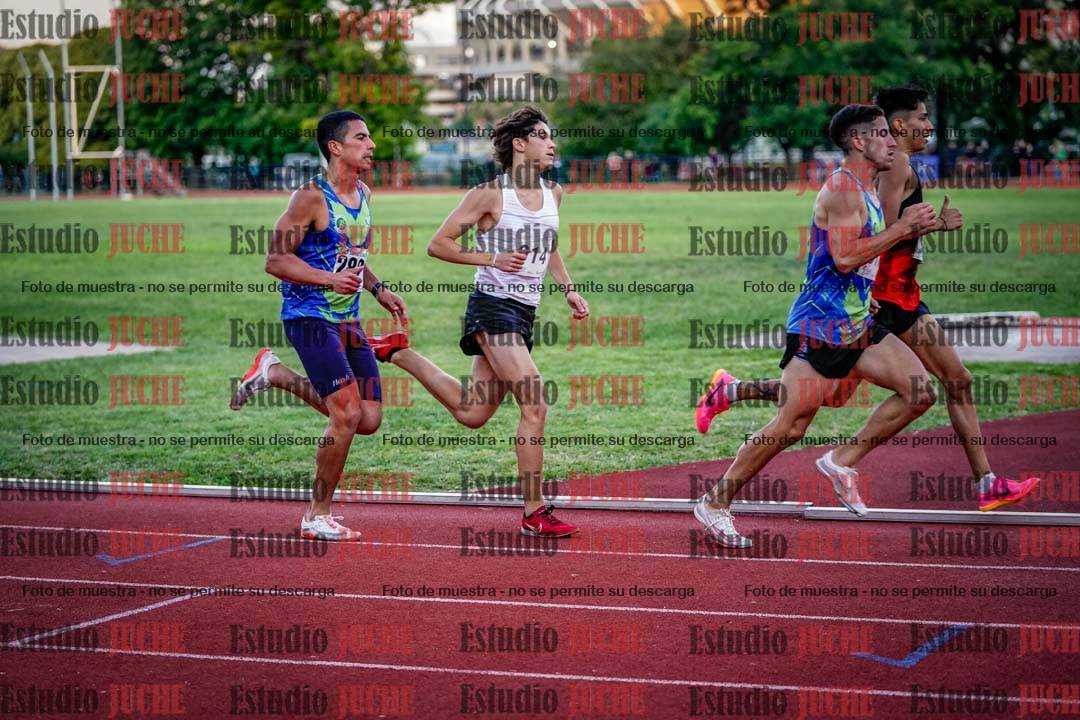 Fotos de los 1500 m llanos de varones
