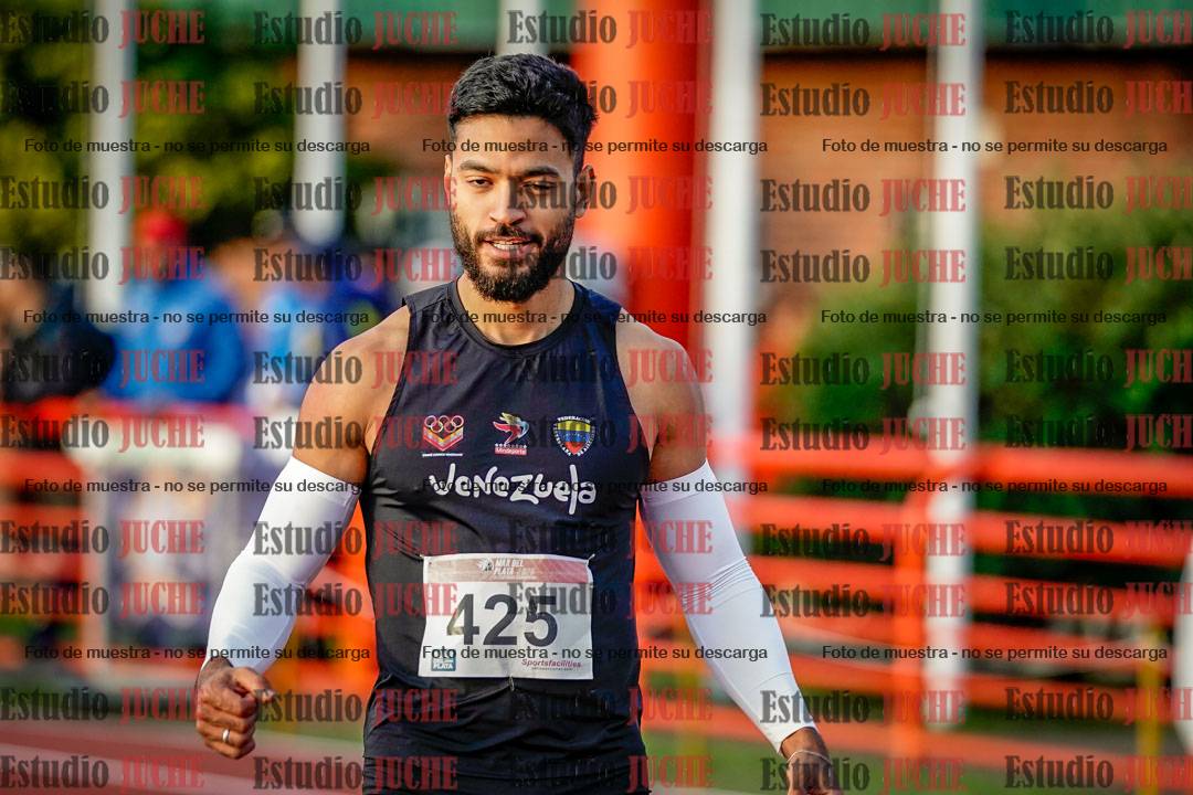 Fotos de algunos extras y podios del día 2