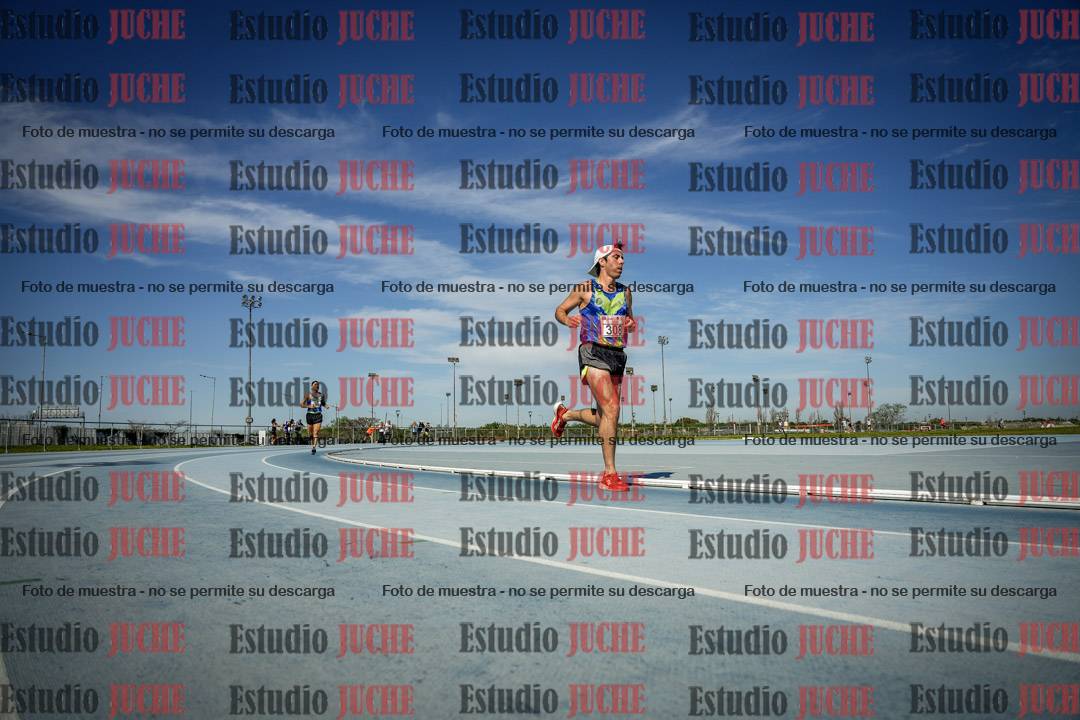 Fotos de los 3000 m llanos de varones