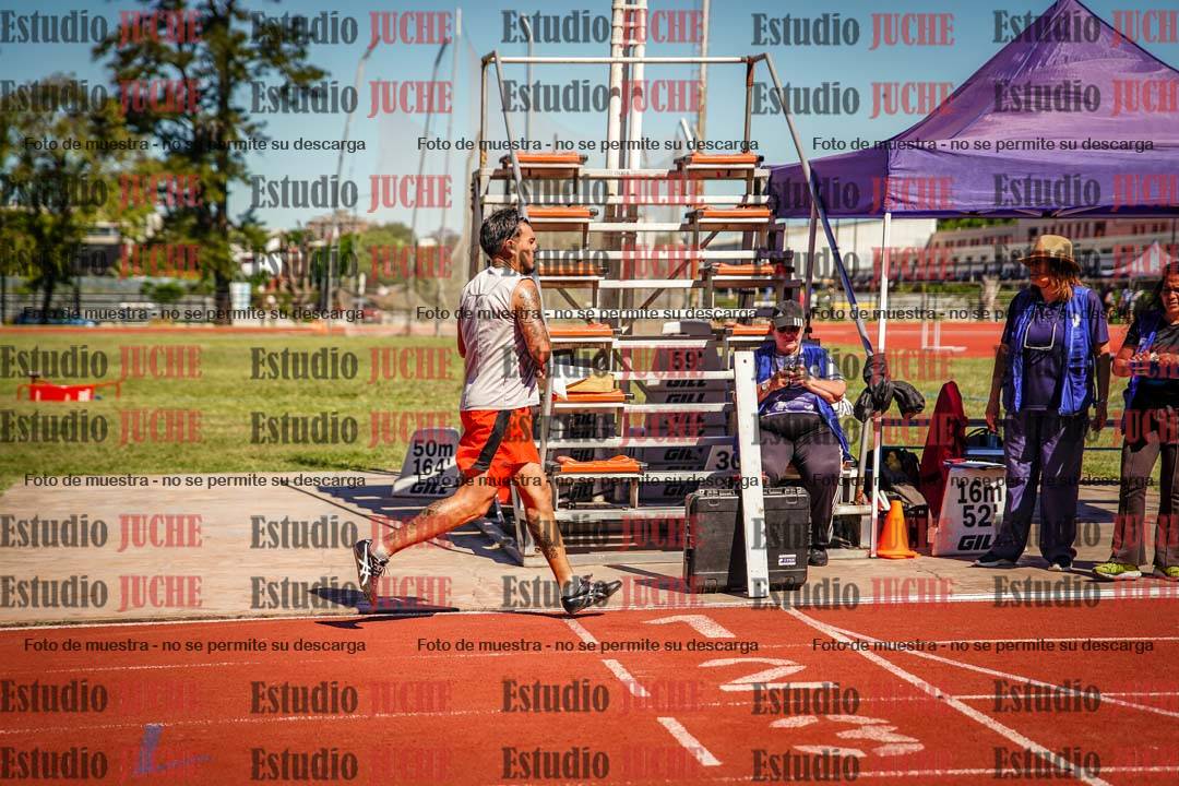 Fotos de los 800 m llanos de varones