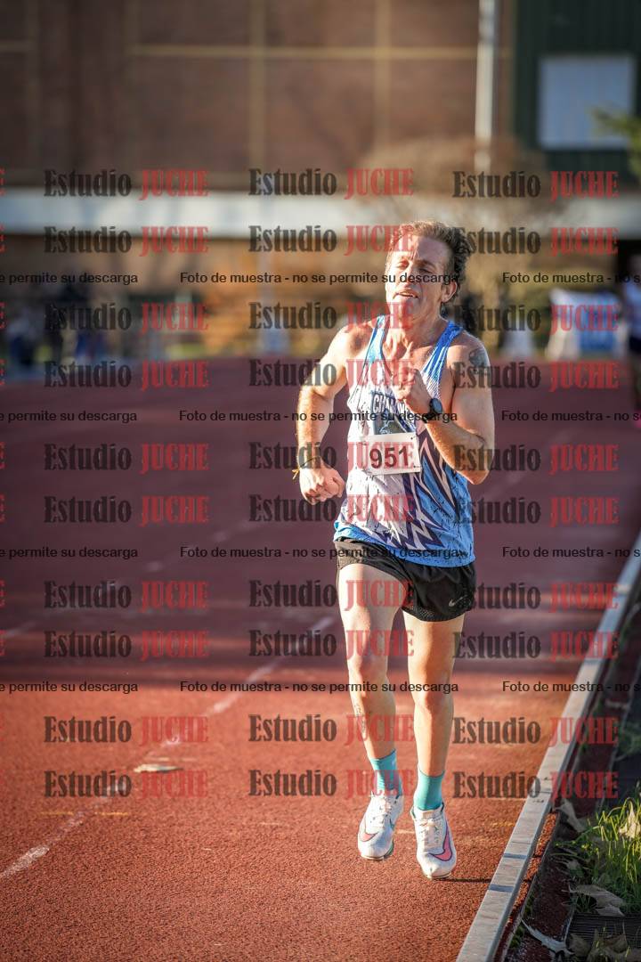 Fotos de los 3000 m llanos de varones