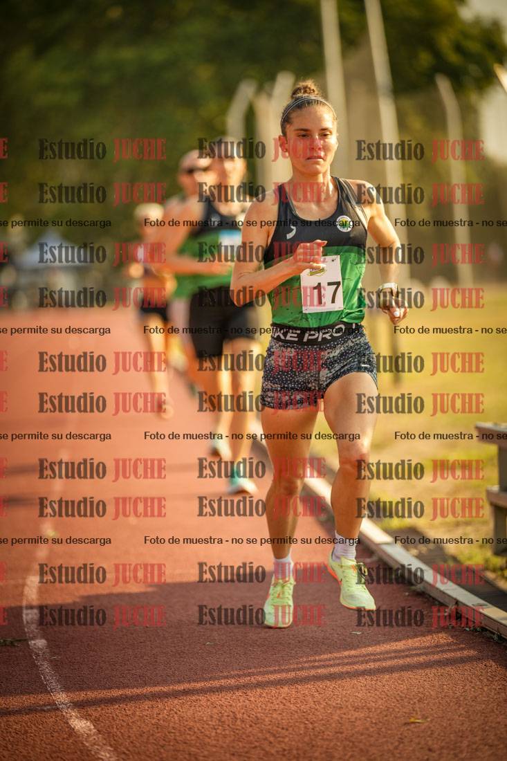 Fotos de los 5000 m llanos de mujeres y varones