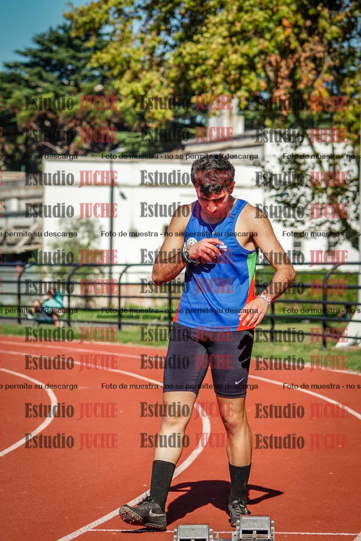Fotos de los 400 m llanos de varones