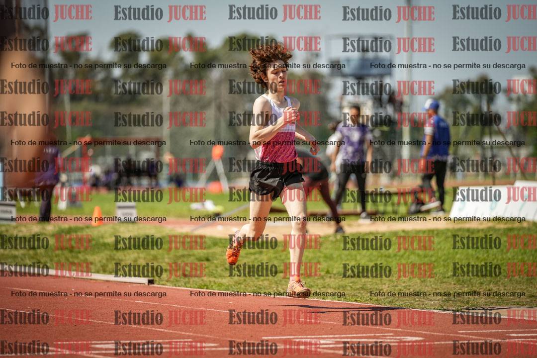 Fotos de los 400 m llanos de varones