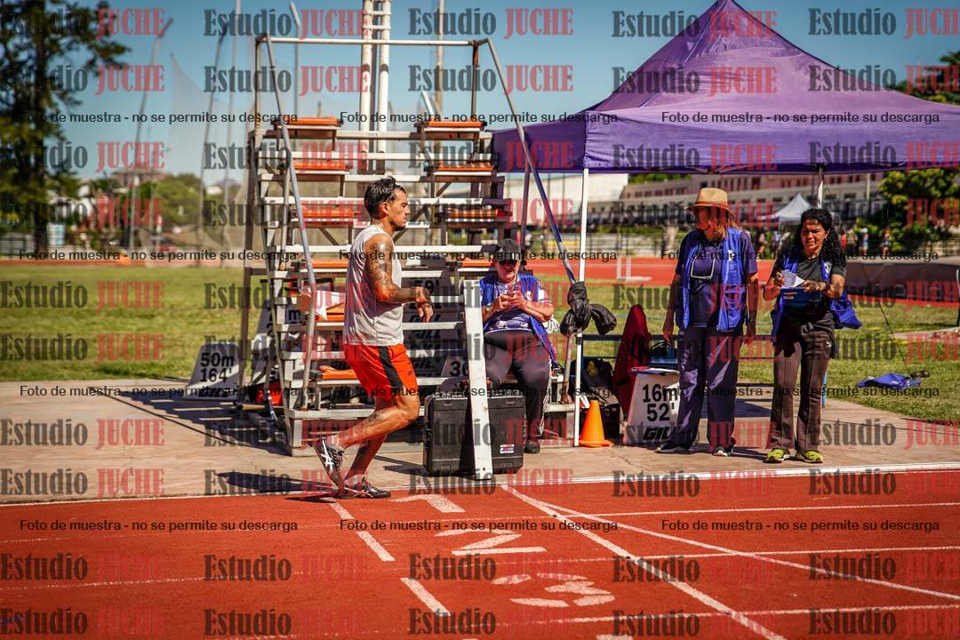 Fotos de los 800 m llanos de varones