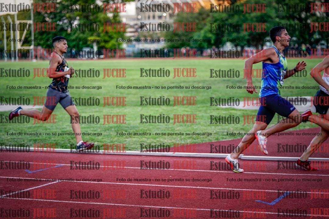 Fotos de los 1500 m llanos de varones