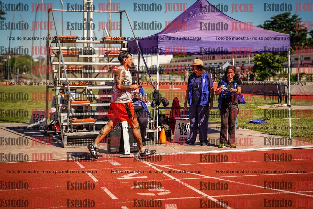 Fotos de los 800 m llanos de varones