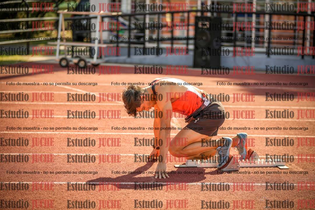 Fotos de los 400 m llanos de varones
