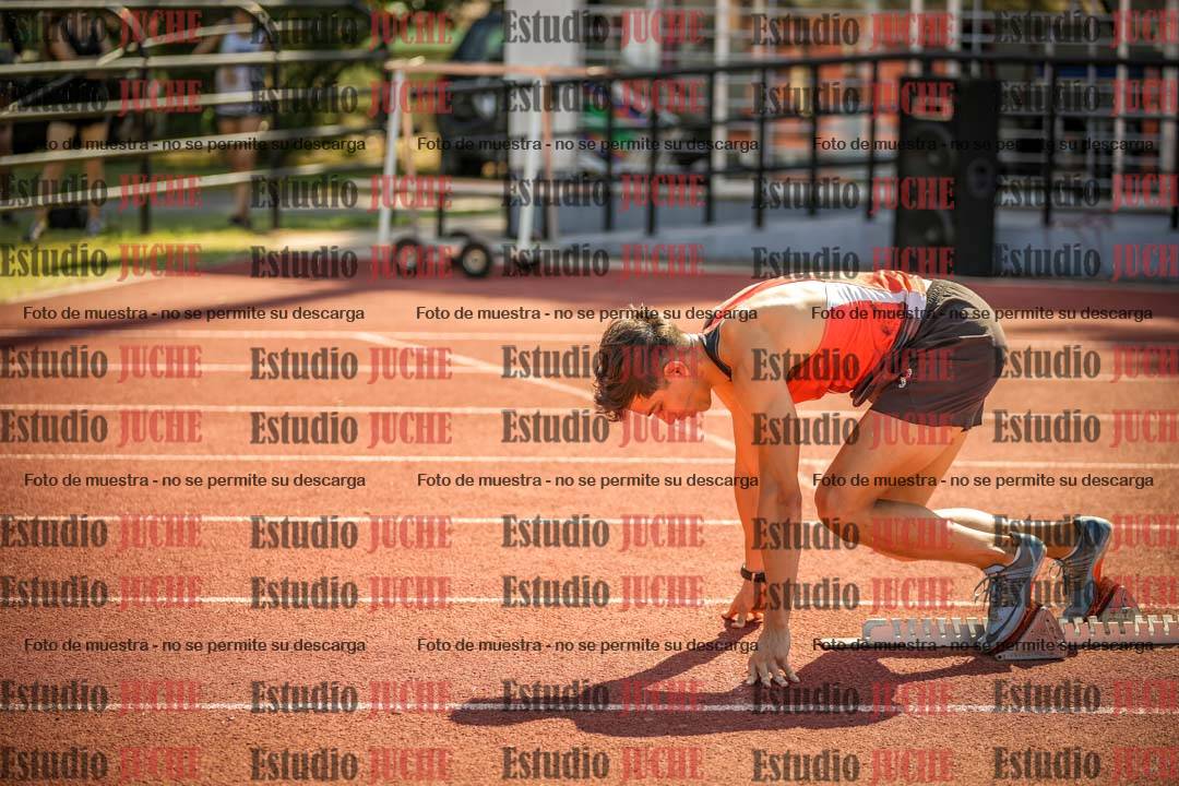 Fotos de los 400 m llanos de varones