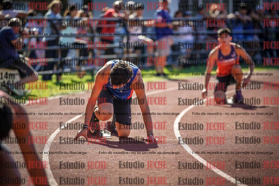 Fotos de los 400 m llanos de varones