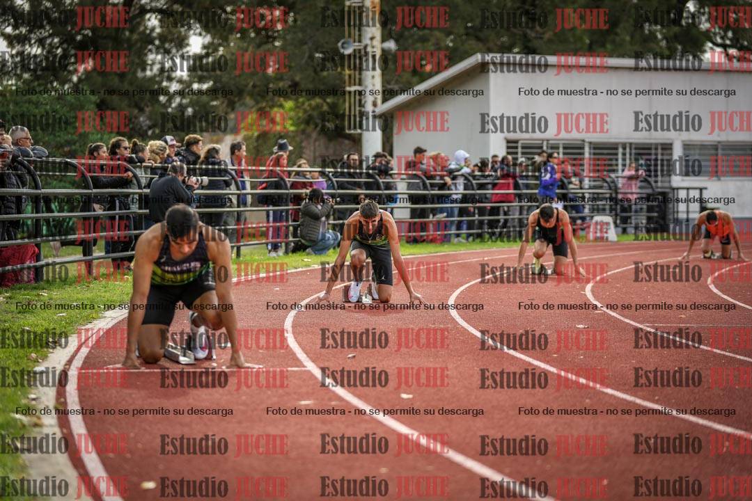 Fotos de los 400 m llanos de varones