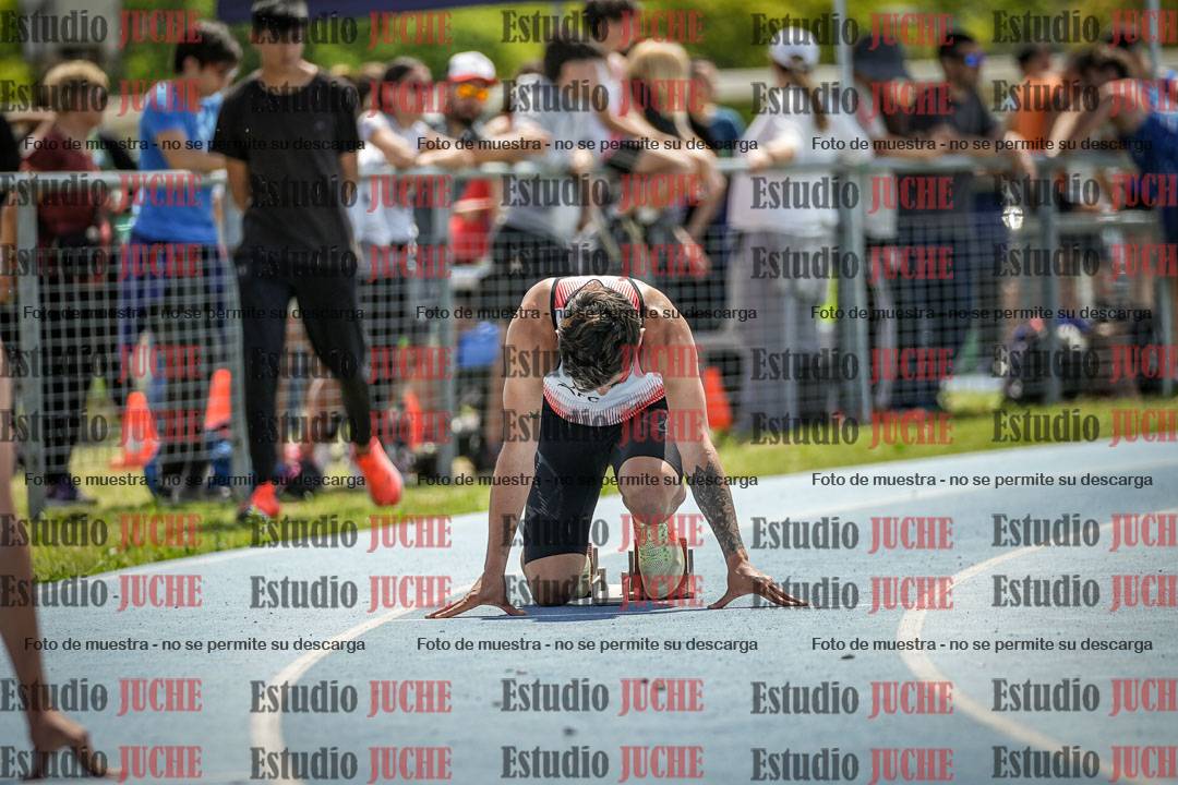 Fotos de los 400 m llanos de varones