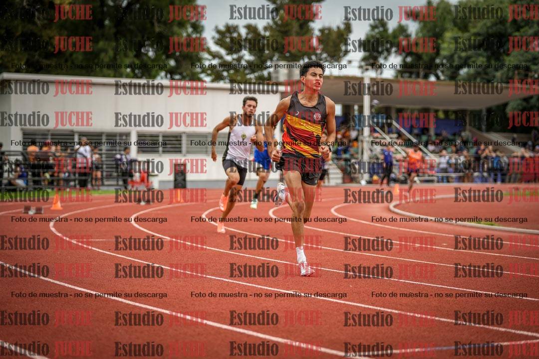 Fotos de los 400 m llanos de varones
