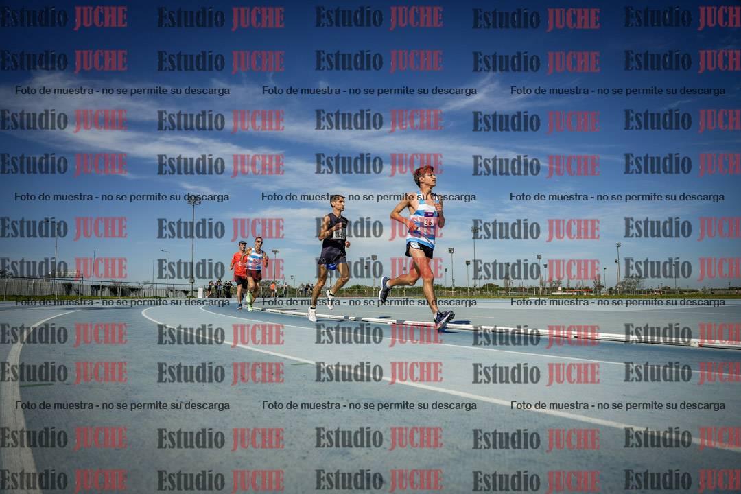 Fotos de los 3000 m llanos de varones