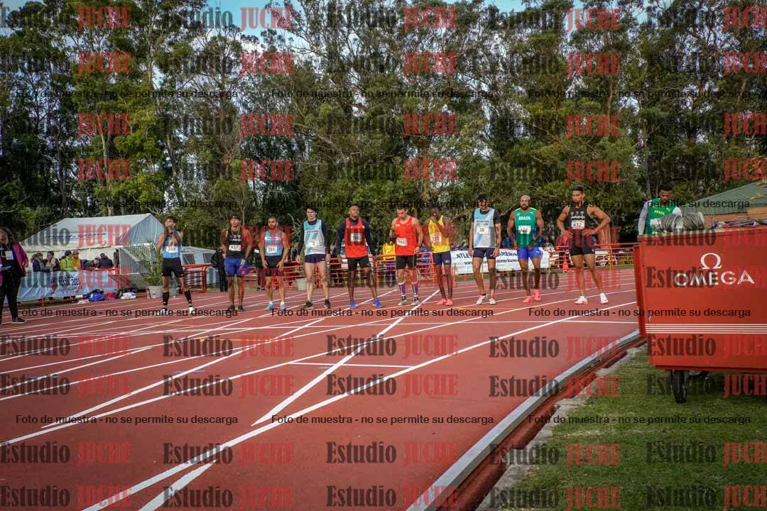 Fotos de los 1500 m llanos de varones - deca 10