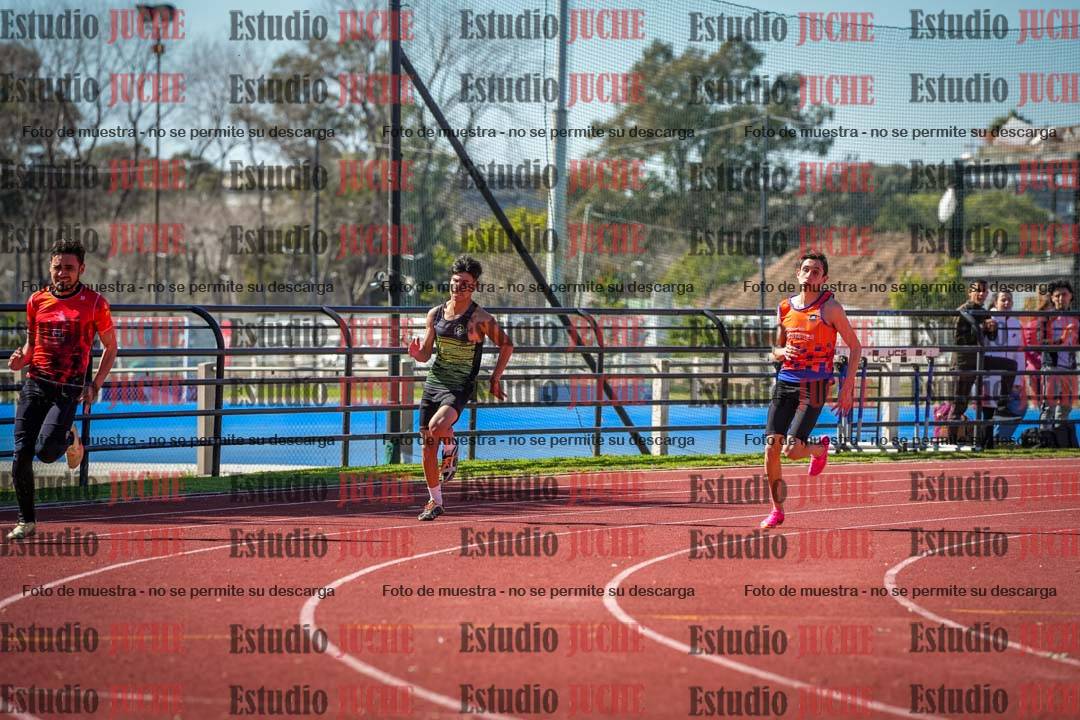 Fotos de los 200 m llanos de varones