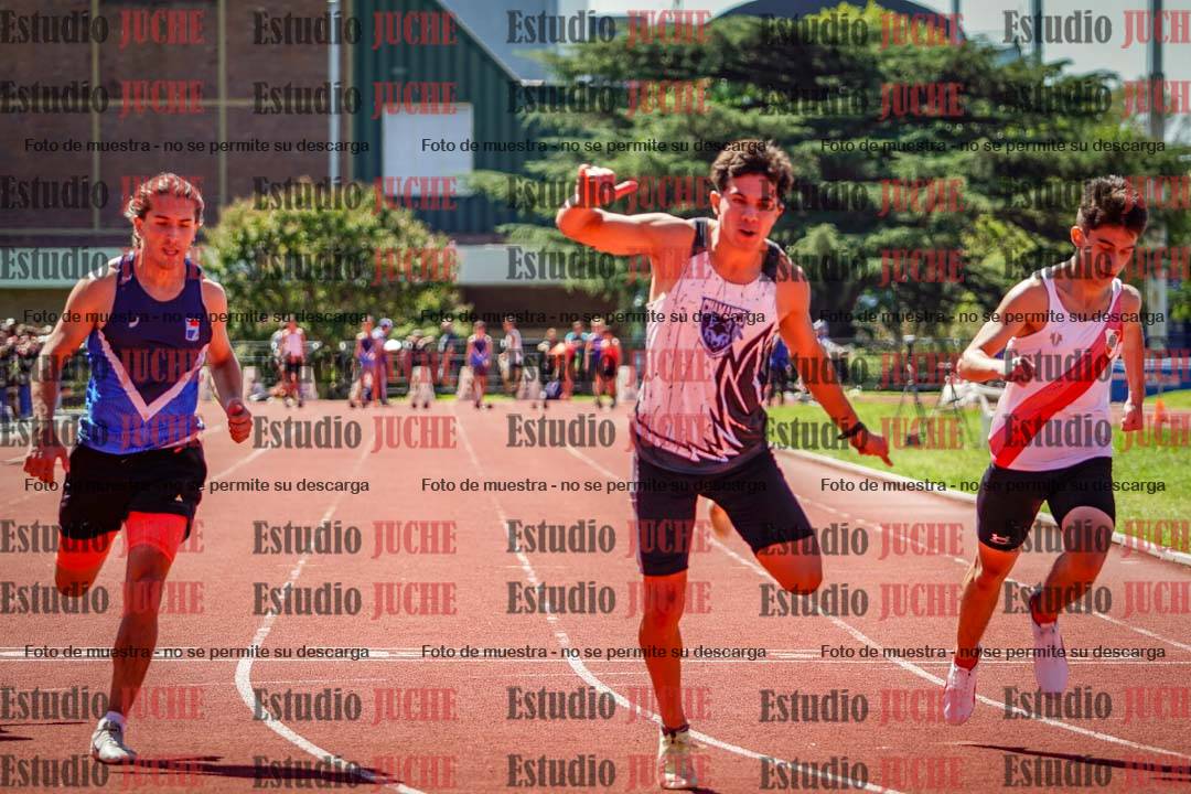 Fotos de los 100 m llanos de varones