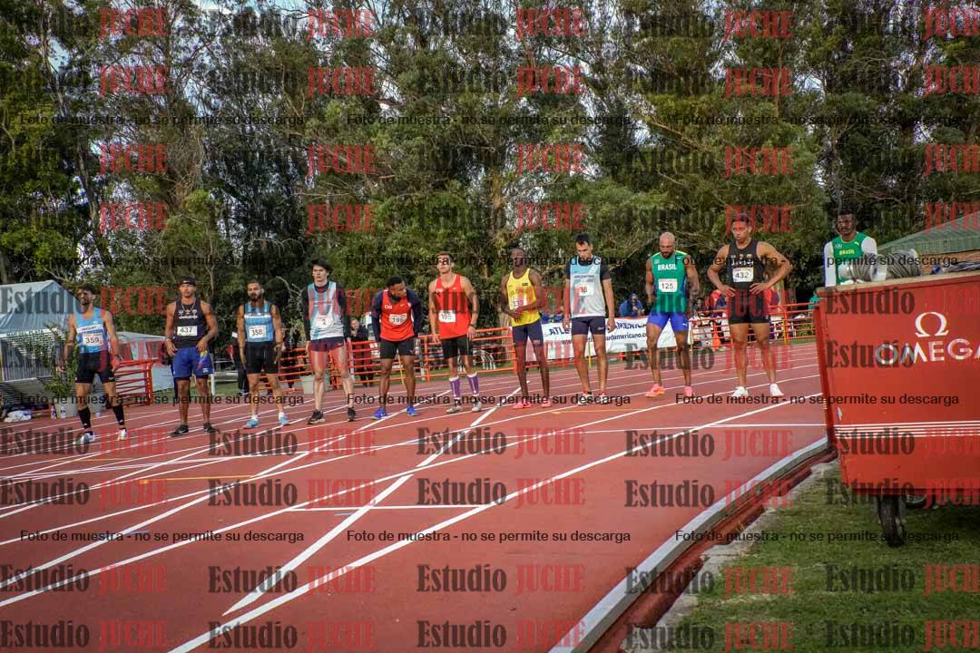 Fotos de los 1500 m llanos de varones - deca 10