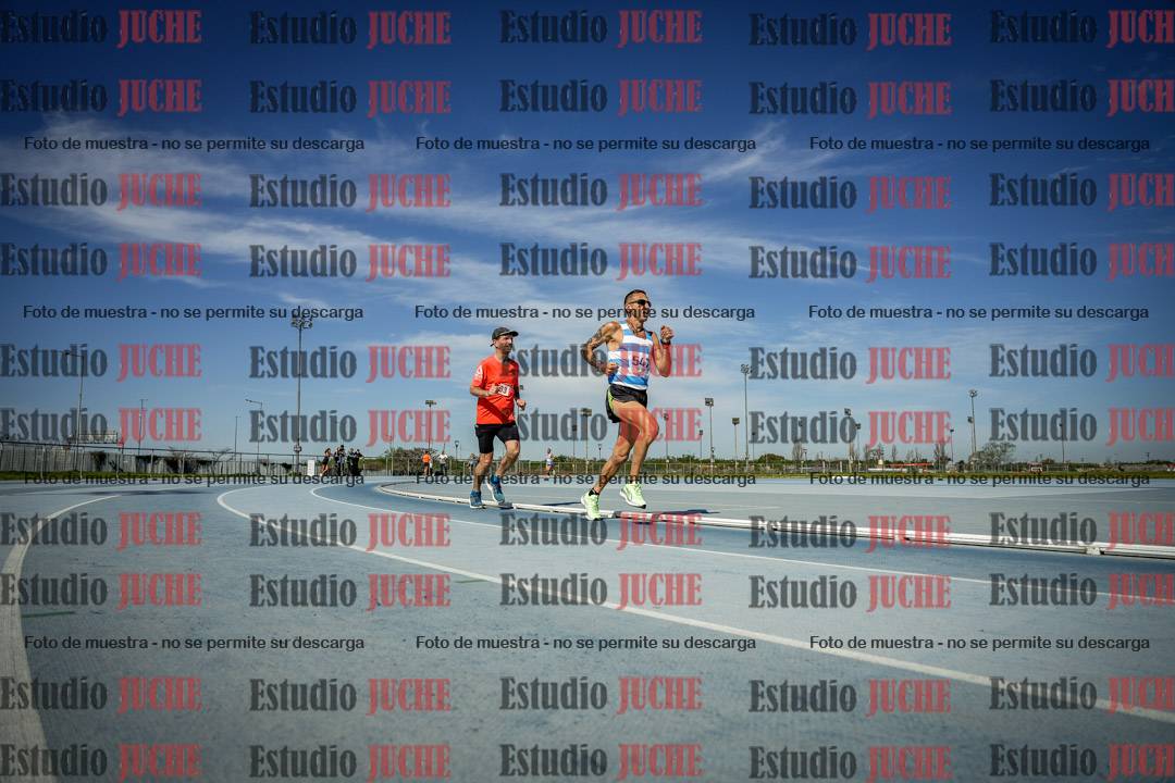 Fotos de los 3000 m llanos de varones