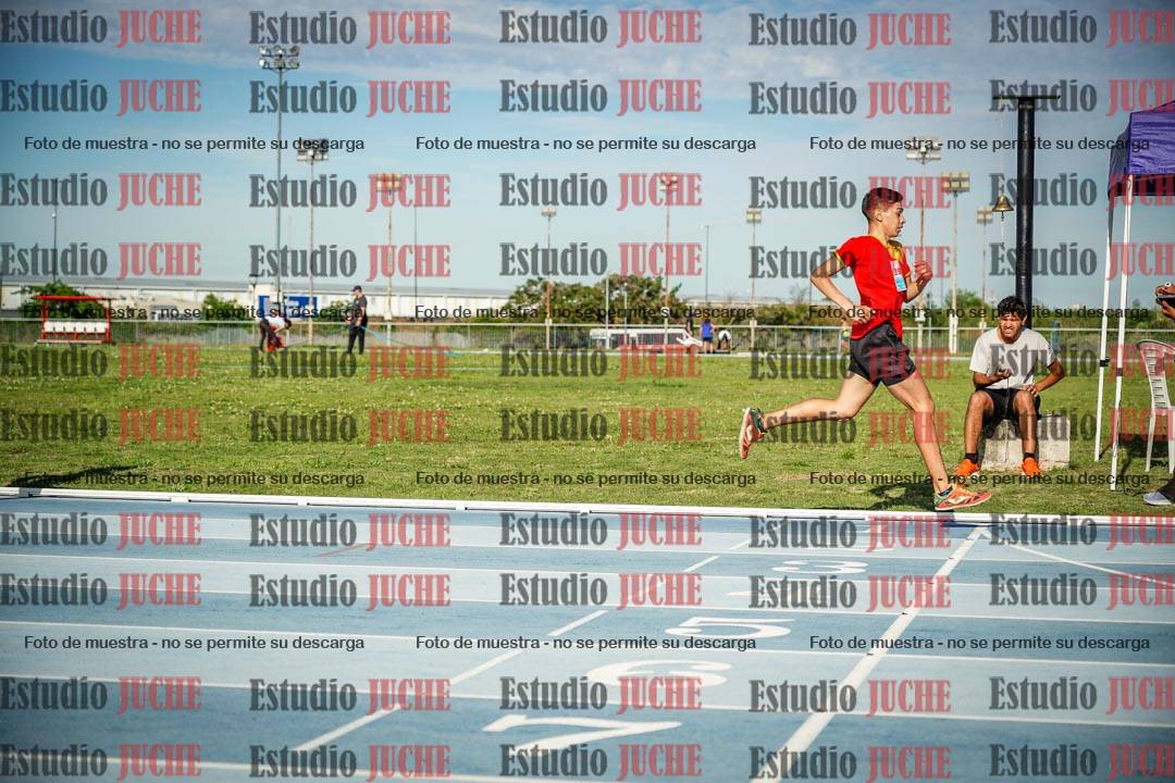 Fotos de los 1500 m llanos de varones