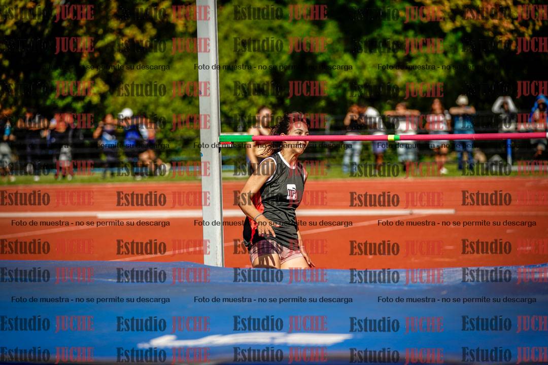 Fotos del salto en alto de mujeres