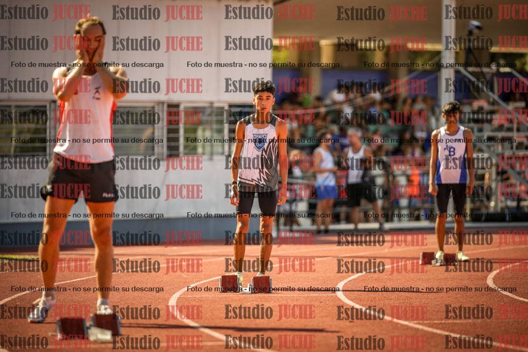 Fotos de los 400 m llanos de varones