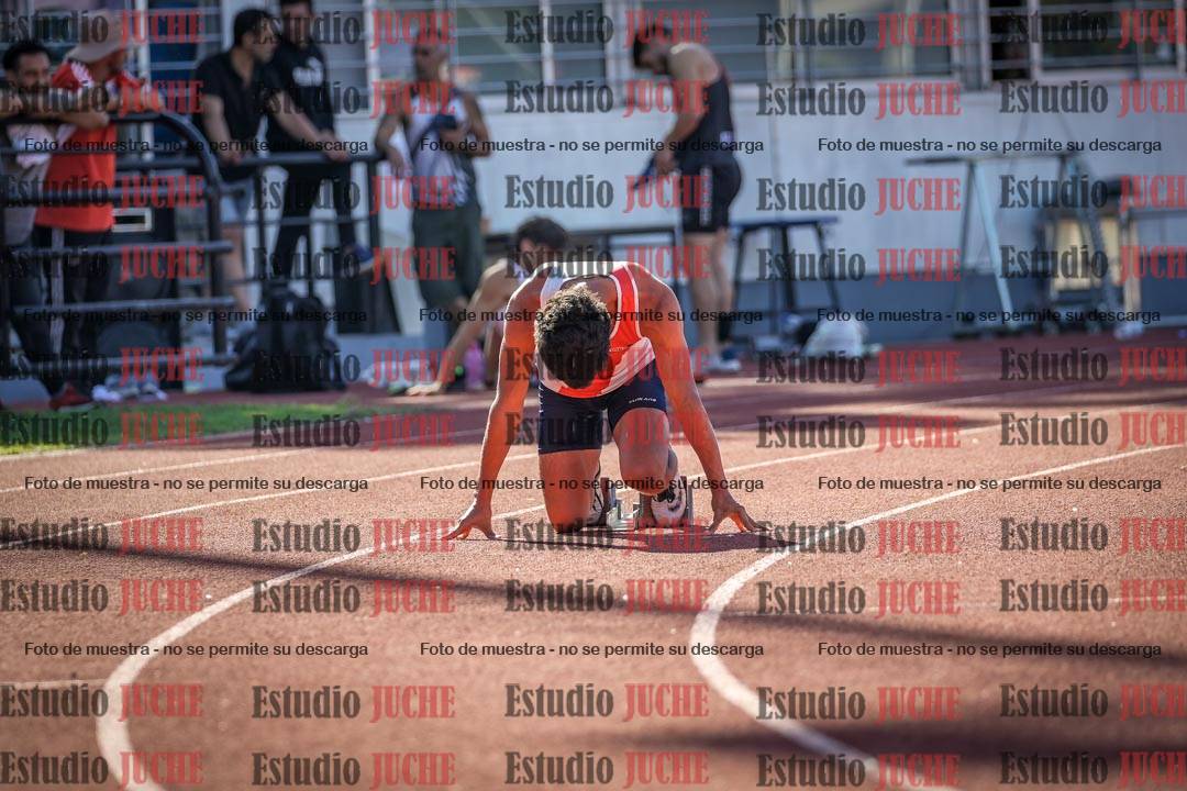 Fotos de los 400 m llanos de varones